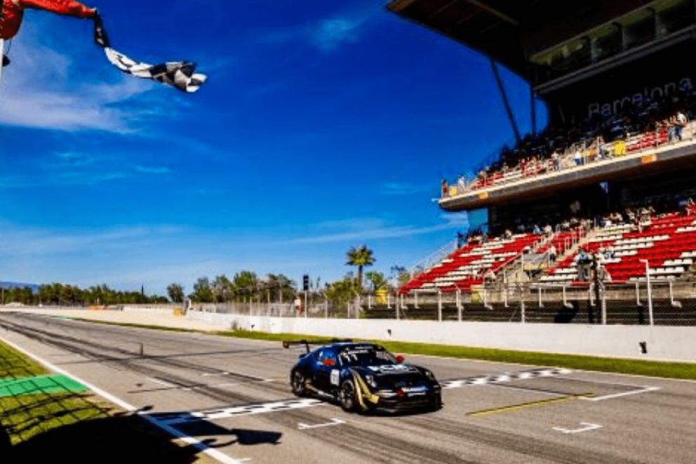 Neue Saison der Porsche Carrera Cup mit Alessandro Ghiretti | Porsche Carrera Cup sur Circuit