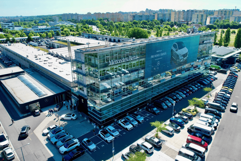 Concession SAGA Mercedes-Benz à Prague